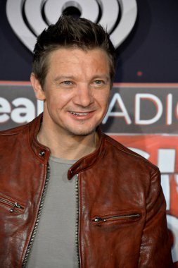 Jeremy Renner