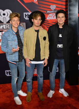 Forever in Your Mind - Emery Kelly, Ricky Garcia & Liam Attridge -