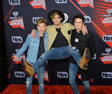 Forever in Your Mind - Emery Kelly, Ricky Garcia & Liam Attridge -