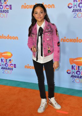 Breanna Yde