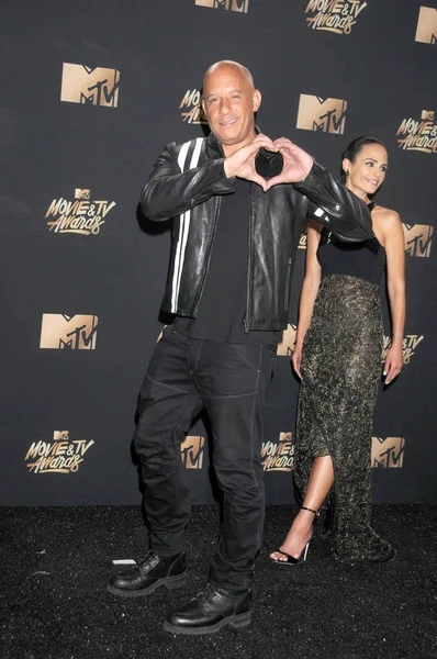 Vin Diesel & Jordana Brewster — Stock Image Vin Diesel & Jordana Brewster Royalty Free Stock Images