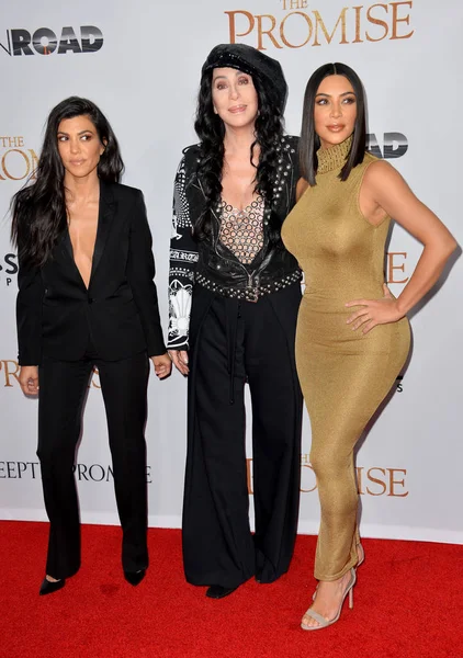 Cher & Kim Kardashian West & Kourtney Kardashian — Stock fotografie