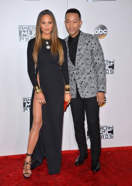 Chrissy Teigen ve John Legend