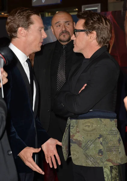 Benedict Cumberbatch & Robert Downey Jr. . —  Fotos de Stock