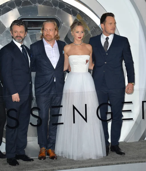 Michael Sheen, Morten Tyldum, Jennifer Lawrence & Chris Pratt — Fotografia de Stock