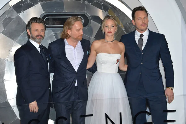 Michael Sheen, Morten Tyldum, Jennifer Lawrence & Chris Pratt — Zdjęcie stockowe