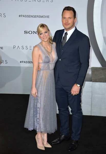 Chris Pratt y Anna Faris — Foto de Stock