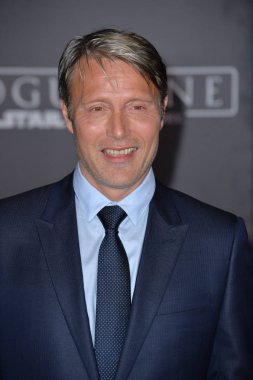 Mads Mikkelsen
