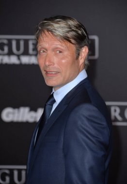 Mads Mikkelsen