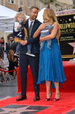 Ryan Reynolds & Blake Lively