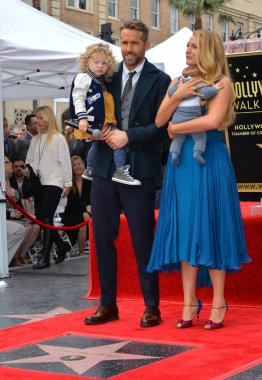 Ryan Reynolds & Blake Lively