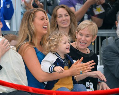Blake Lively & James Reynolds