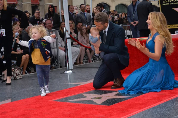 Ryan Reynolds & Blakeův živý — Stock fotografie