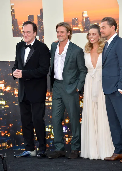 Quentin Tarantino, Brad Pitt, Margot Robbie & Leonardo Dicaprio — Stok fotoğraf