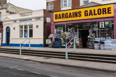 Exmouth, Devon, Birleşik Krallık, Nisan, 6, 2019: Exmouth içinde muhafazakar kulüp bir bar.