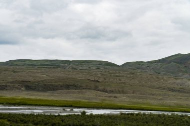 Bir dağ manzara arka plan görüntüsü. Rusya, Sibirya, Altay