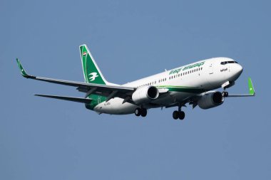 Irak Havayolları Boeing 737-800 Yi-Asu yolcu uçağı İstanbul Atatürk Havalimanı 'na indi.
