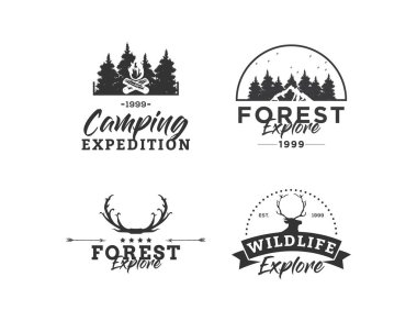 Yaratıcı Kamp Konsepti Logo Tasarım Şablonu, Siyah Beyaz, Rozetler, Set Logo