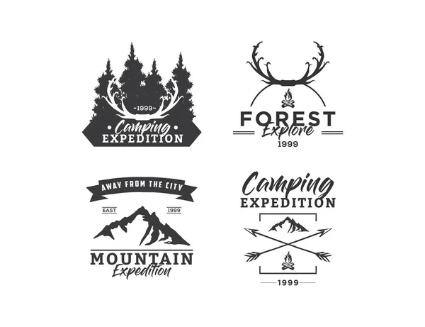 Creative Camping Concept Logo Design Template Bianco Nero Badge Set — Vettoriale Stock