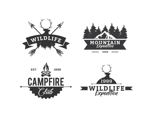 Creative Camping Concept Logo Design Template Bianco Nero Badge Set — Vettoriale Stock