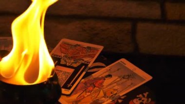 Büyülü büyücülük Fortune Teller mistik Tarot kartları
