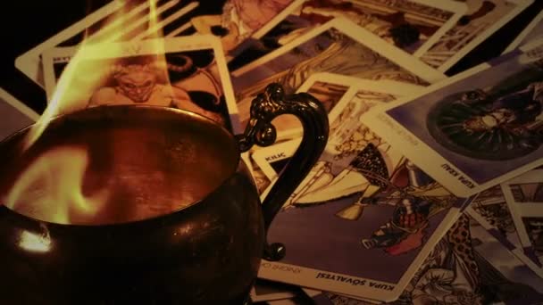 Kouzelné čarodějnictví Fortune Teller mystický Tarot karty