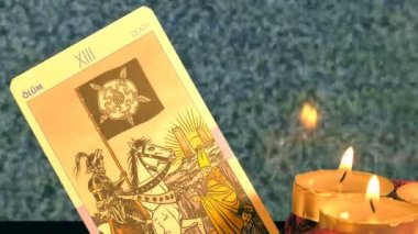 Büyülü büyücülük Fortune Teller mistik Tarot kartları