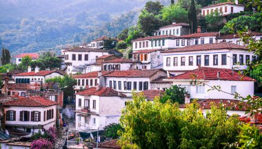 Küçük turistik şehir Türkiye'deki Şirince adlı