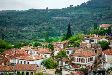 Küçük turistik şehir Türkiye'deki Şirince adlı