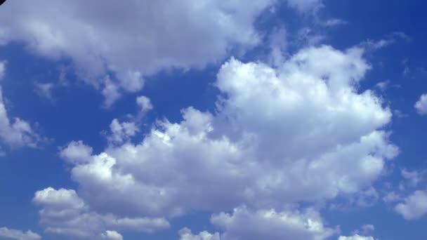 Weiche Glatte Himmlische Wolken Klaren Himmel Einem Sonnigen Tag — Stockvideo