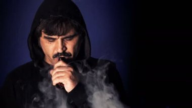 adam sigara elektronik sigara