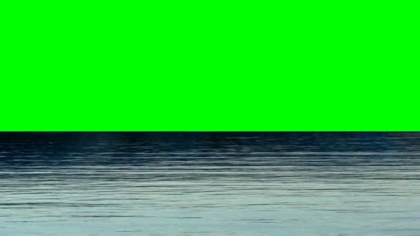 Ruhiges Meerwasser Und Grüne Box — Stockvideo