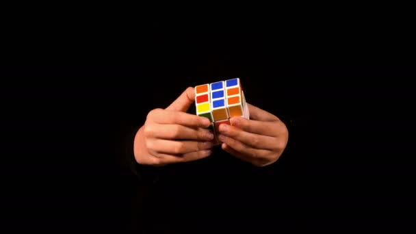 Magic Rubik Cube 3X3 Stock Video Beautiful Bit Footage Consists — Stock Video