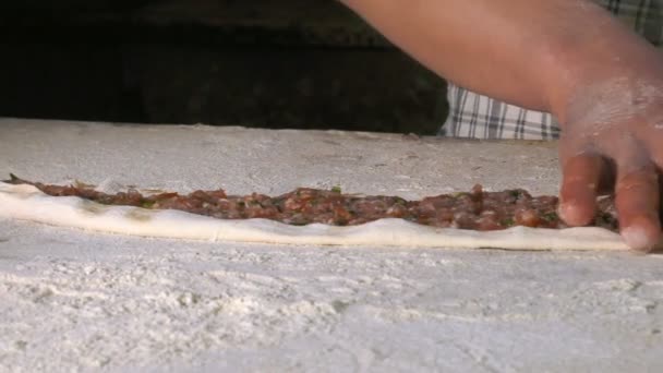 トルコ料理パイドを作る — ストック動画