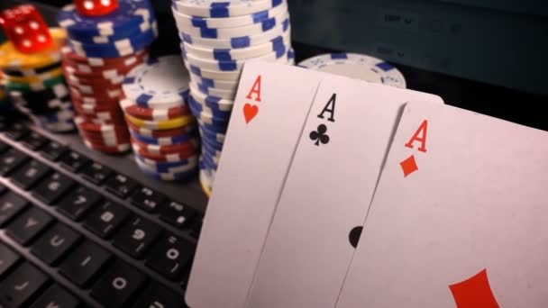Азартні Ігри Покер Карти Кубики Чіпси Вигравши Ігор Який Має — стокове відео