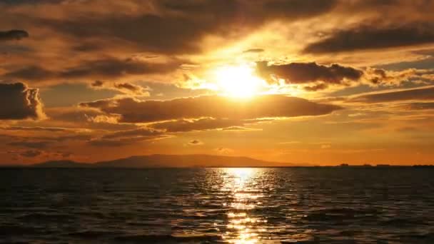 Pôr Sol Nuvens Celestiais Mar — Vídeo de Stock