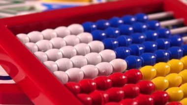  Renkli Okul Eğitimi Araçları