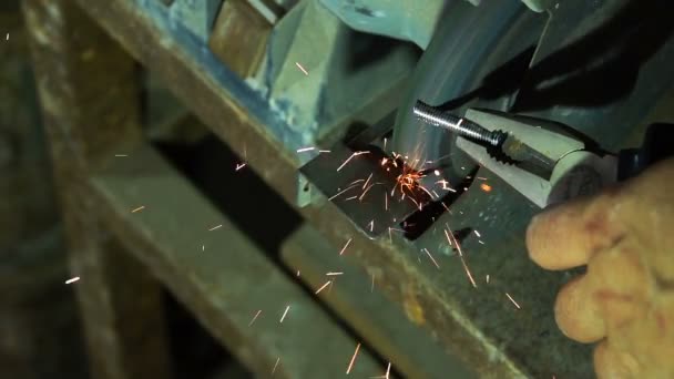 Working Grinding Sparks — Stock Video