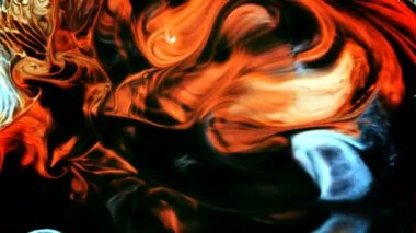  Süt Üzerine Soyut Mürekkep Hareketi 