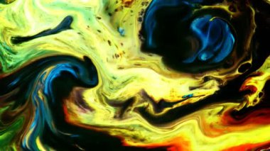  Süt Üzerine Soyut Mürekkep Hareketi 