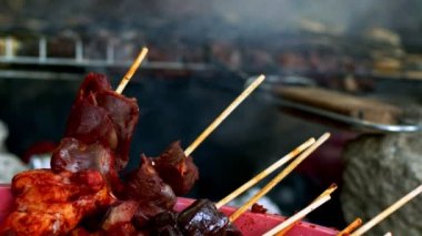 Çiğ Kuzu ciğeri ve Barbekü 