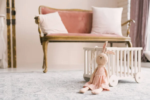 Juguete Casero Suave Bunny Vestido Rosa Habitación Los Niños — Foto de Stock