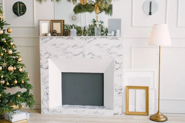 Cheminée Moderne Marbre Dans Salon Salle Manger Décorée Pour Sapin — Photo