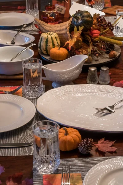 Thanksgiving eettafel. — Stockfoto