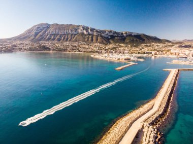 denia limanının havadan görünümü