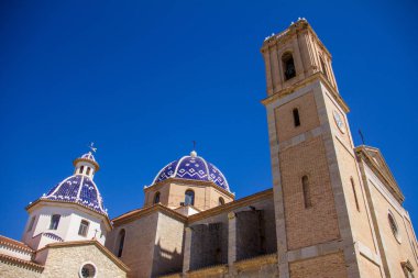 Altea eski şehir, İspanya mavi kubbeli bir kilise.