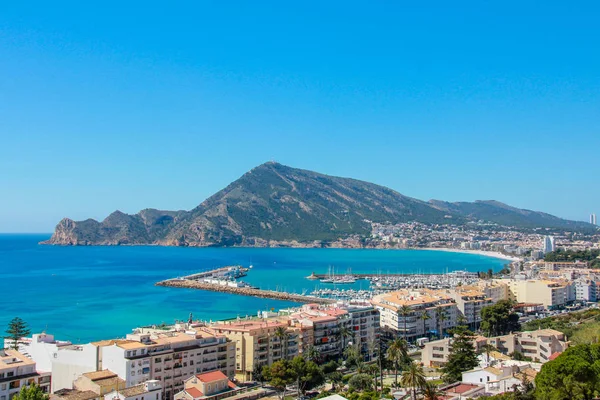 İspanya'da Altea şehir sahilinin panoramik görünümü — Stok fotoğraf
