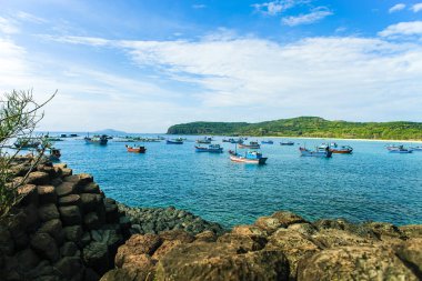 Harika plaj dağ o dolaşmak, temiz hava, Asya seyahat için güzel görünümü, ekoloji çevre deniz alanı ile Phu Yen var birçok turist sahne için Viet Nam
