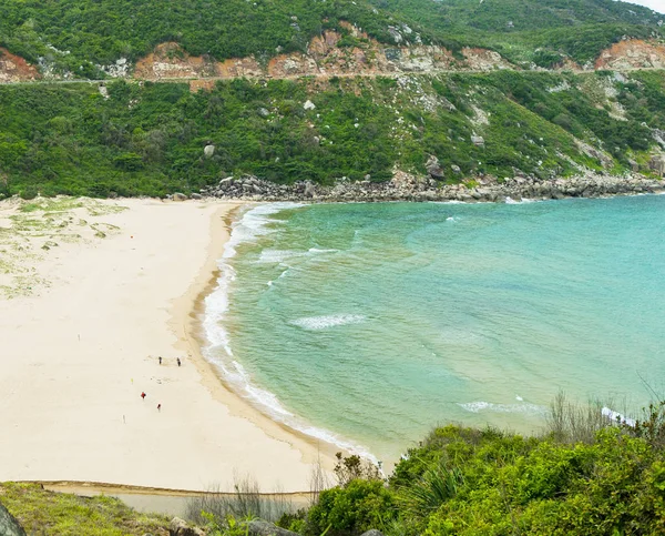 Bellissimo Paesaggio Del Vietnam Incredibile Meravigliosa Spiaggia Con Montagne Intorno — Foto Stock