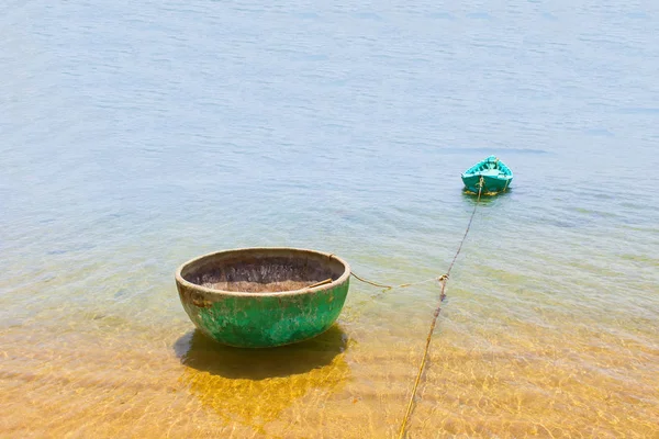 Рыбацкие Лодки Бухте Острова Хон Сон Кьен Джан Вьетнам — стоковое фото